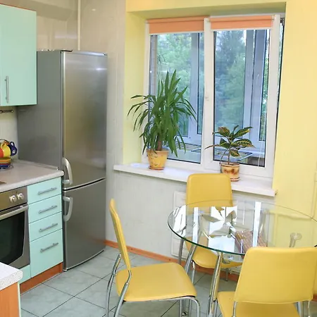 - Livoberezhna